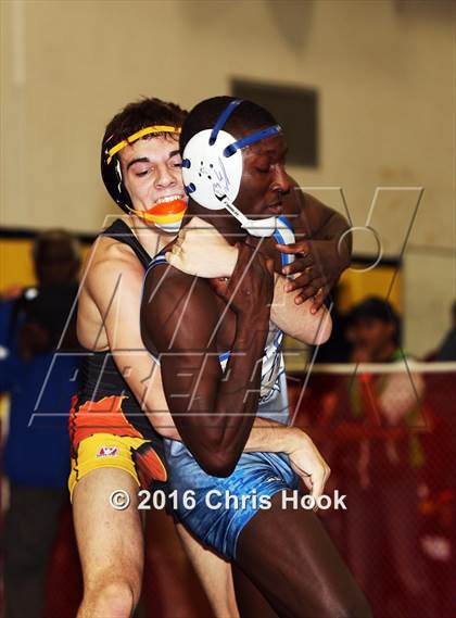 Thumbnail 1 in Flowing Wells Invitational photogallery.