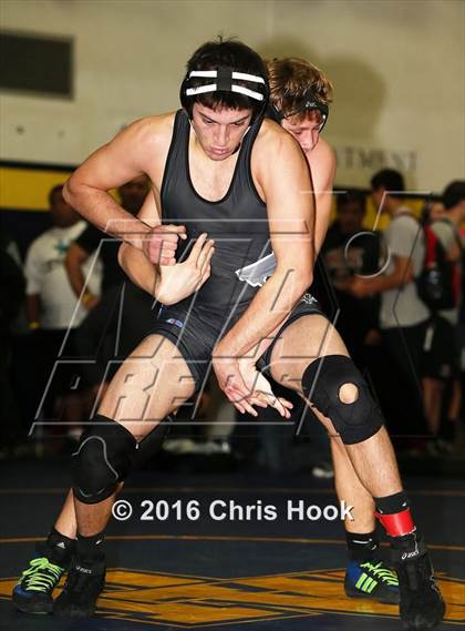 Thumbnail 2 in Flowing Wells Invitational photogallery.
