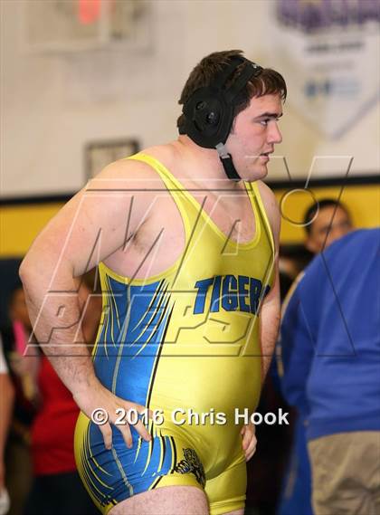 Thumbnail 3 in Flowing Wells Invitational photogallery.