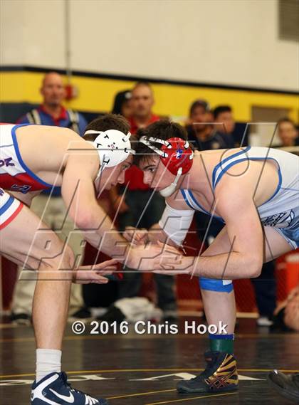 Thumbnail 1 in Flowing Wells Invitational photogallery.