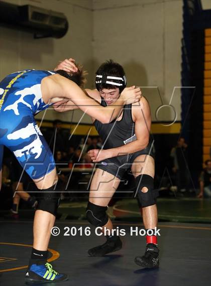Thumbnail 3 in Flowing Wells Invitational photogallery.