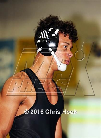 Thumbnail 2 in Flowing Wells Invitational photogallery.