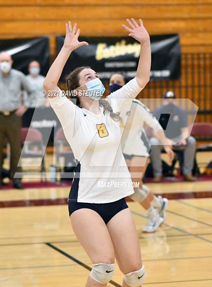 Thumbnail 1 in Cosumnes Oaks vs. Oak Ridge (CIF SJS D1 Final) photogallery.