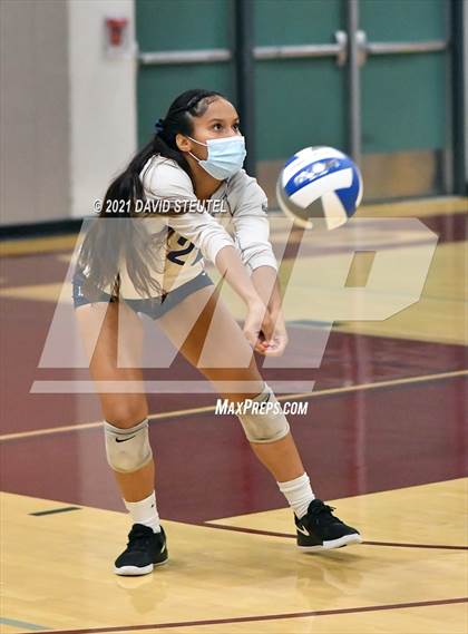 Thumbnail 1 in Cosumnes Oaks vs. Oak Ridge (CIF SJS D1 Final) photogallery.