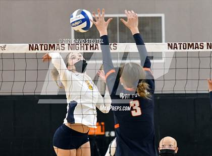 Thumbnail 2 in Cosumnes Oaks vs. Oak Ridge (CIF SJS D1 Final) photogallery.