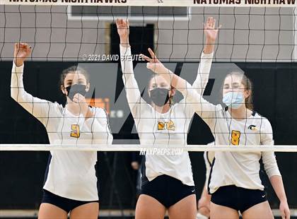Thumbnail 1 in Cosumnes Oaks vs. Oak Ridge (CIF SJS D1 Final) photogallery.