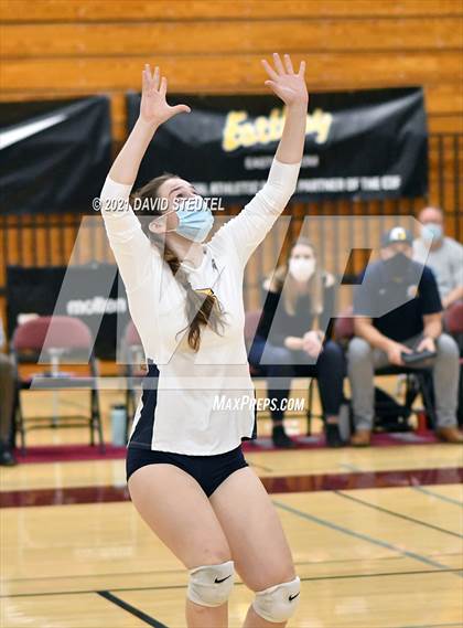 Thumbnail 1 in Cosumnes Oaks vs. Oak Ridge (CIF SJS D1 Final) photogallery.