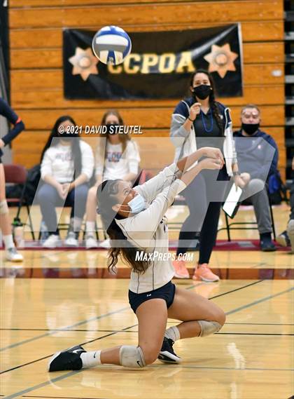 Thumbnail 3 in Cosumnes Oaks vs. Oak Ridge (CIF SJS D1 Final) photogallery.
