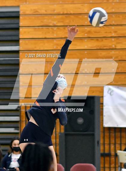 Thumbnail 3 in Cosumnes Oaks vs. Oak Ridge (CIF SJS D1 Final) photogallery.