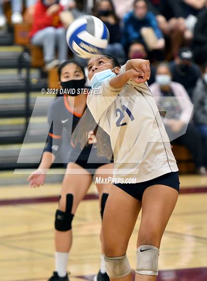 Thumbnail 1 in Cosumnes Oaks vs. Oak Ridge (CIF SJS D1 Final) photogallery.
