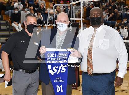 Thumbnail 1 in Cosumnes Oaks vs. Oak Ridge (CIF SJS D1 Final) photogallery.