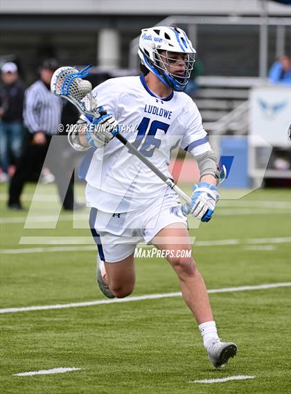 Thumbnail 1 in Daniel Hand @ Fairfield Ludlowe photogallery.