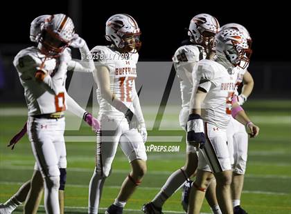 Thumbnail 1 in Grand Saline vs Lone Oak photogallery.