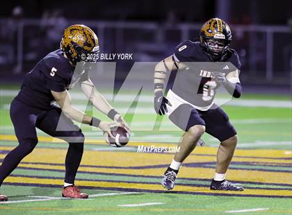Thumbnail 1 in Grand Saline vs Lone Oak photogallery.