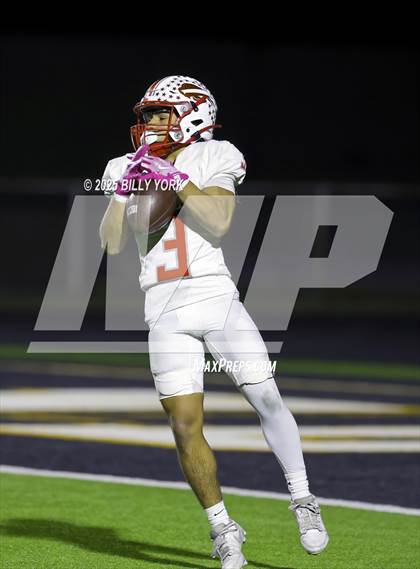Thumbnail 1 in Grand Saline vs Lone Oak photogallery.