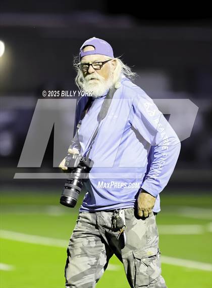 Thumbnail 1 in Grand Saline vs Lone Oak photogallery.