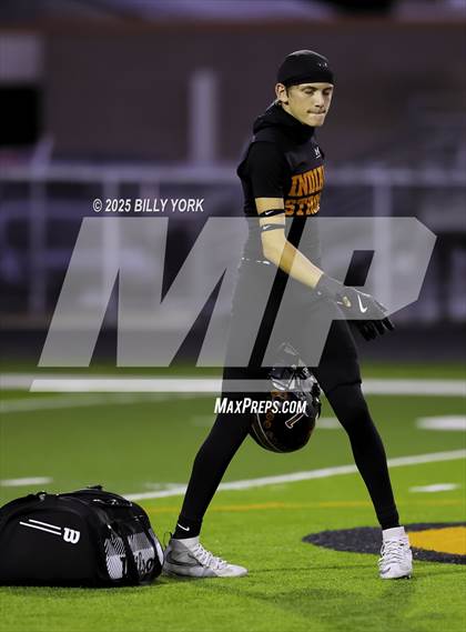 Thumbnail 3 in Grand Saline vs Lone Oak photogallery.