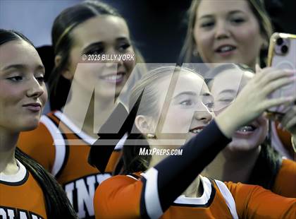 Thumbnail 2 in Grand Saline vs Lone Oak photogallery.