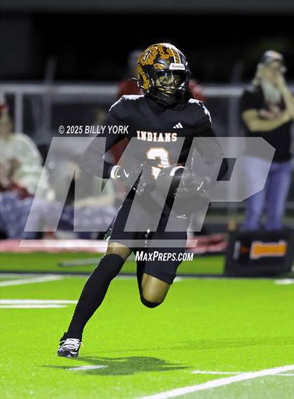 Thumbnail 3 in Grand Saline vs Lone Oak photogallery.