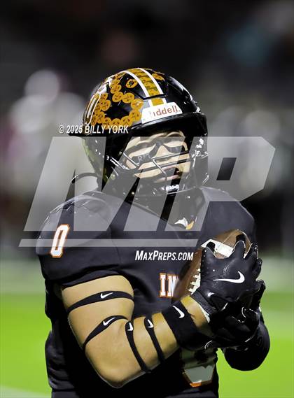Thumbnail 1 in Grand Saline vs Lone Oak photogallery.