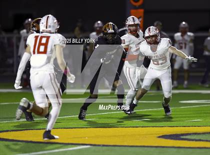 Thumbnail 3 in Grand Saline vs Lone Oak photogallery.