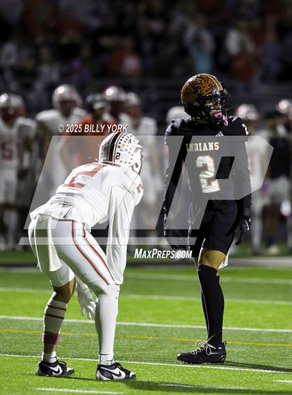 Thumbnail 2 in Grand Saline vs Lone Oak photogallery.