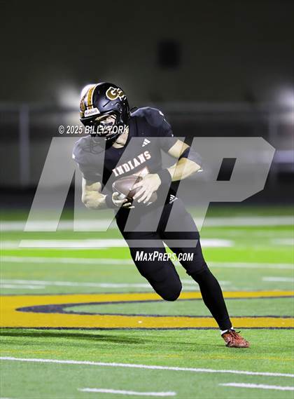 Thumbnail 2 in Grand Saline vs Lone Oak photogallery.