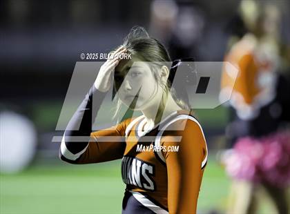 Thumbnail 2 in Grand Saline vs Lone Oak photogallery.