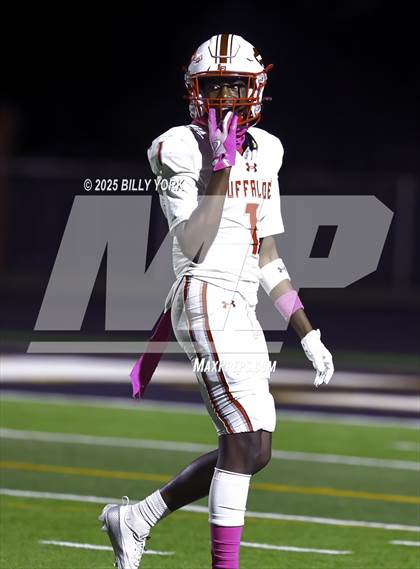 Thumbnail 2 in Grand Saline vs Lone Oak photogallery.