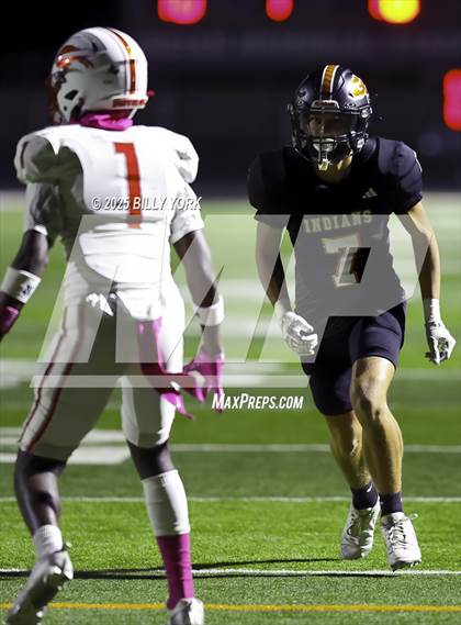Thumbnail 1 in Grand Saline vs Lone Oak photogallery.