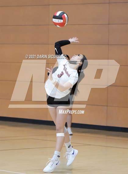 Thumbnail 3 in McClintock vs. Arizona Lutheran Academy (EPIC Tournament Chandler Prep Invite)  photogallery.