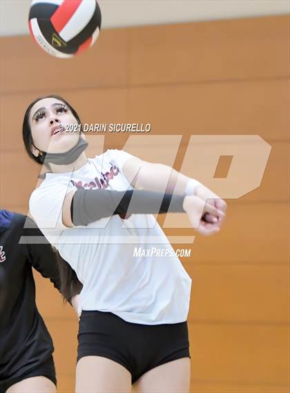 Thumbnail 3 in McClintock vs. Arizona Lutheran Academy (EPIC Tournament Chandler Prep Invite)  photogallery.