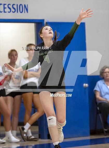 Thumbnail 3 in River Valley @ Orland photogallery.
