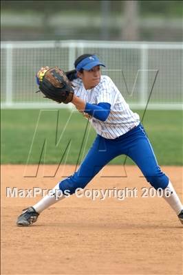 Thumbnail 2 in El Toro vs Kennedy La Palma (Woodbridge Tournament) photogallery.