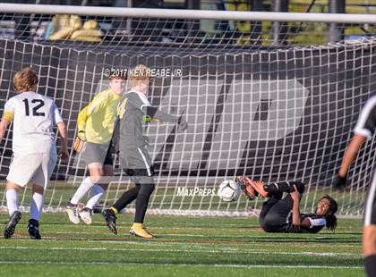 Thumbnail 3 in Quaker Valley vs. Lancaster Mennonite (PIAA Class 2A Final) photogallery.
