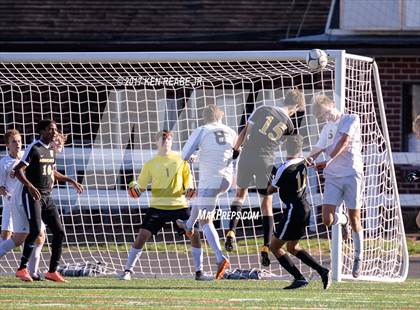 Thumbnail 3 in Quaker Valley vs. Lancaster Mennonite (PIAA Class 2A Final) photogallery.