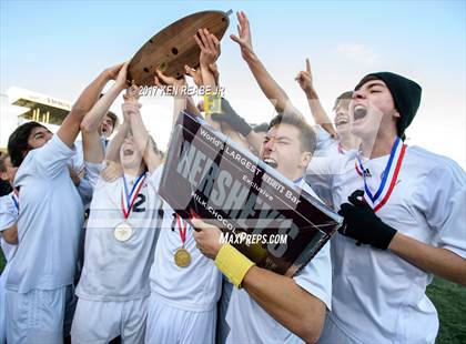 Thumbnail 3 in Quaker Valley vs. Lancaster Mennonite (PIAA Class 2A Final) photogallery.