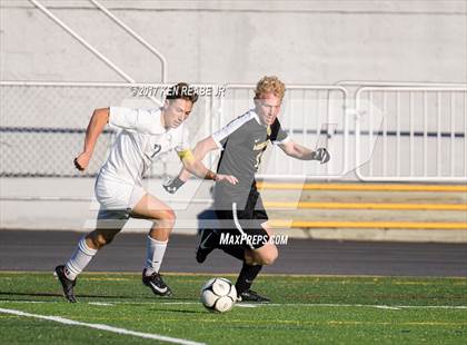 Thumbnail 2 in Quaker Valley vs. Lancaster Mennonite (PIAA Class 2A Final) photogallery.