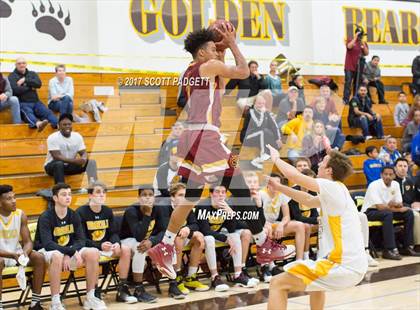 Thumbnail 3 in Temecula Valley vs. Cantwell-Sacred Heart photogallery.