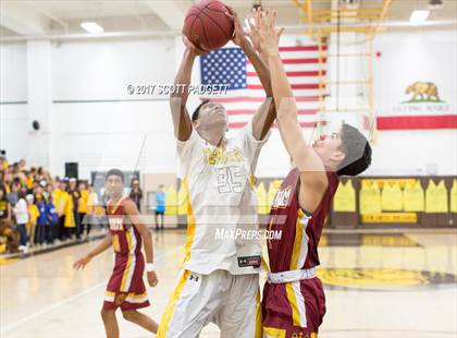 Thumbnail 3 in Temecula Valley vs. Cantwell-Sacred Heart photogallery.