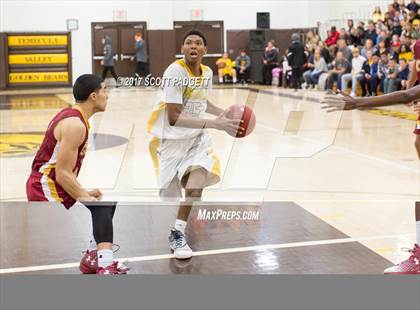 Thumbnail 3 in Temecula Valley vs. Cantwell-Sacred Heart photogallery.