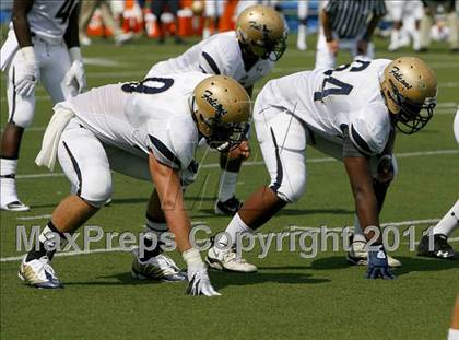 Thumbnail 2 in Our Lady of Good Counsel @ St. Xavier (Skyline Crosstown Showdown) photogallery.