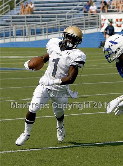Thumbnail 1 in Our Lady of Good Counsel @ St. Xavier (Skyline Crosstown Showdown) photogallery.