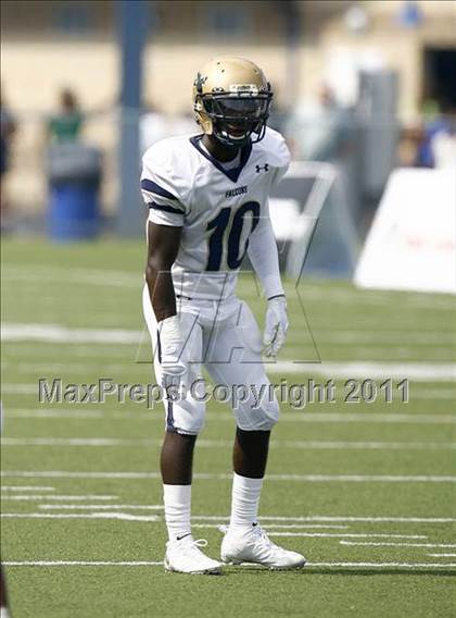 Thumbnail 2 in Our Lady of Good Counsel @ St. Xavier (Skyline Crosstown Showdown) photogallery.
