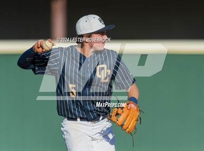 Thumbnail 1 in O'Connor @ Sotomayor photogallery.
