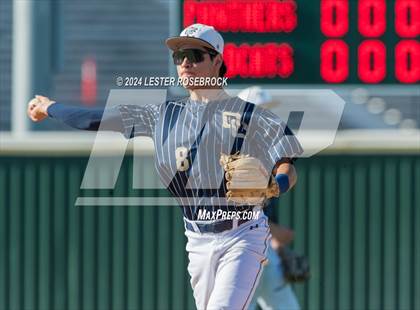 Thumbnail 1 in O'Connor @ Sotomayor photogallery.