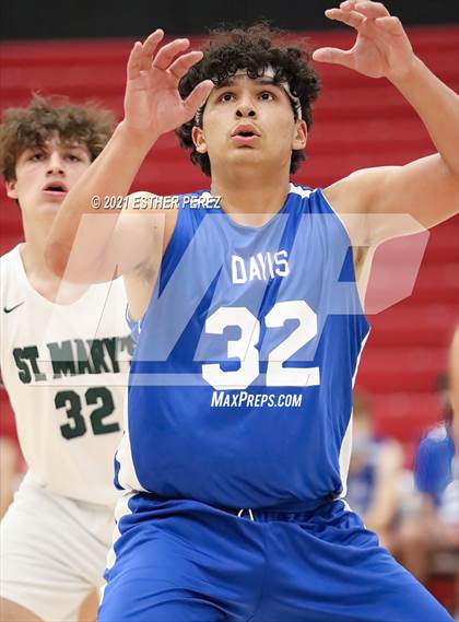 Thumbnail 1 in St. Mary's vs. Davis photogallery.