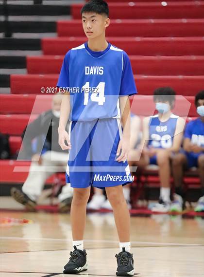 Thumbnail 2 in St. Mary's vs. Davis photogallery.