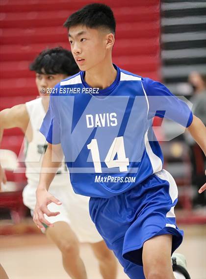 Thumbnail 3 in St. Mary's vs. Davis photogallery.