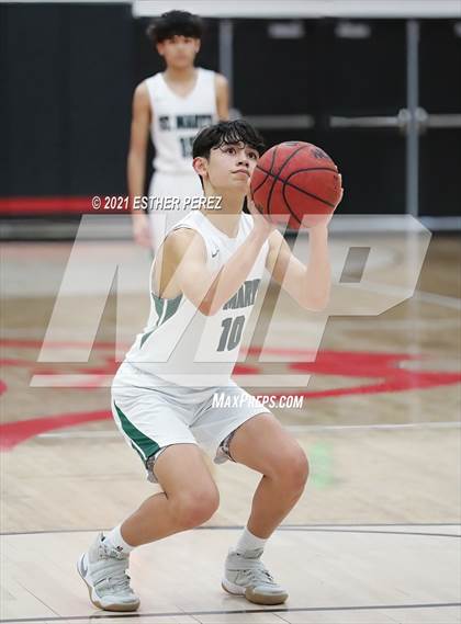 Thumbnail 3 in St. Mary's vs. Davis photogallery.